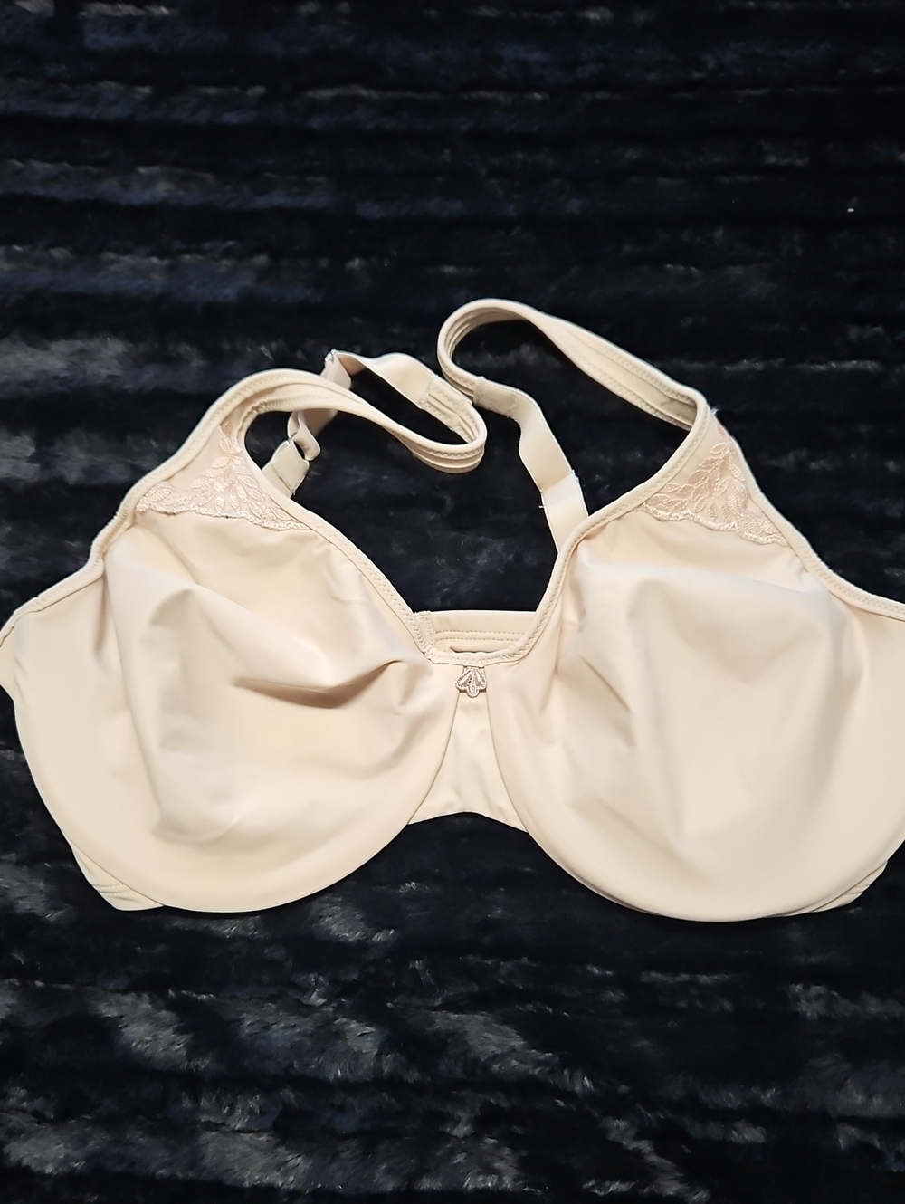 Bali Smooth Full Coverage Underwire Bra - Cream